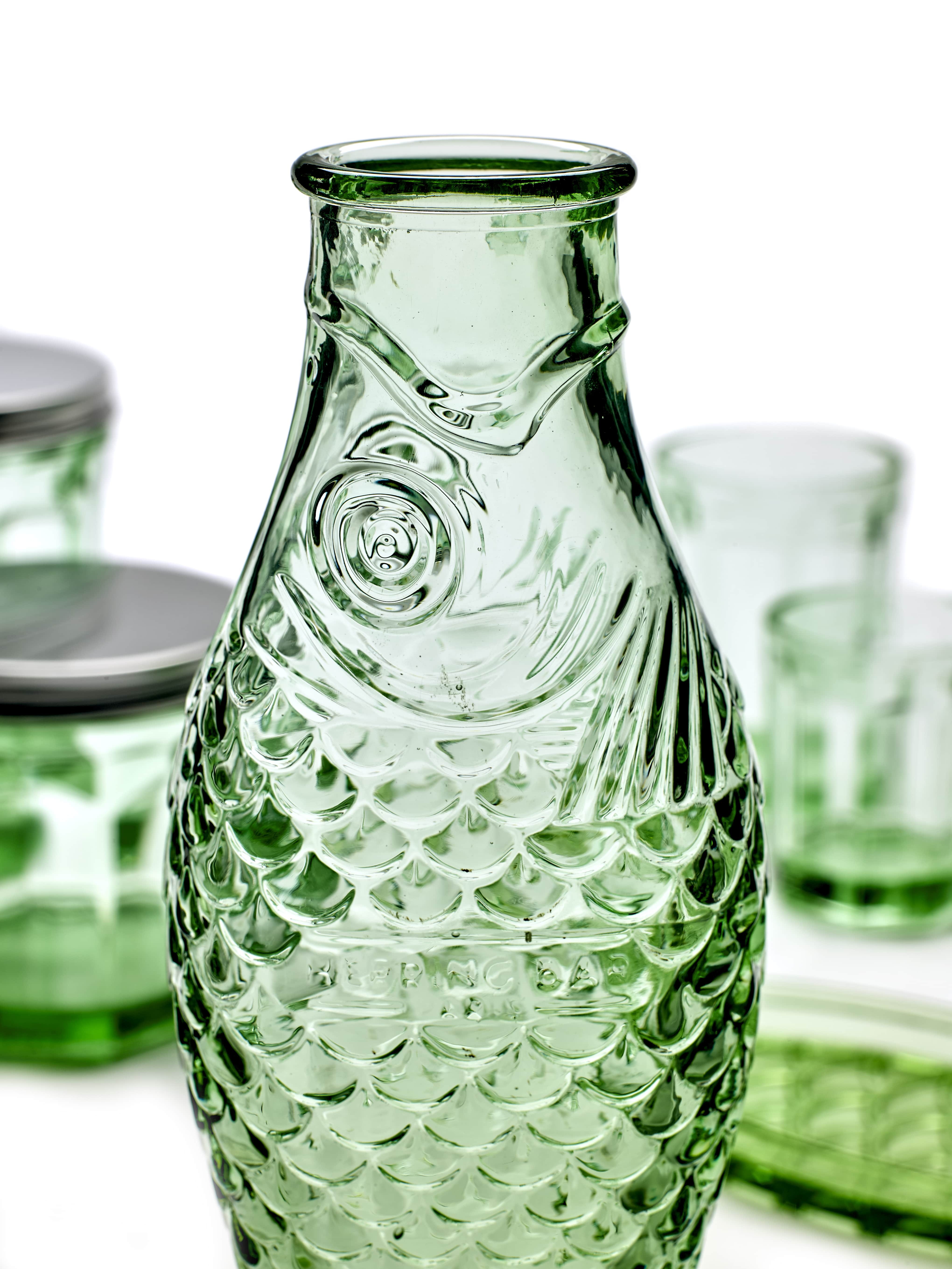Cette Article N Est Pas Disponible Dans Votre Pays Carafe Poisson - € 29.00 EUR